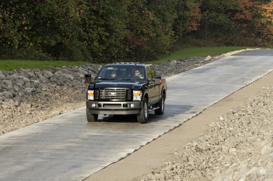  Ford F-250 Super Duty 2008 года  (фото 8 из 121)